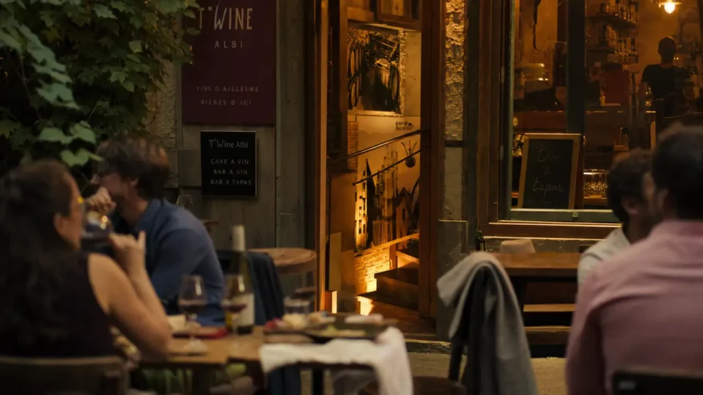 T&rsquo;Wine Albi : tapas, terrasse ombragée et concerts derrière Sainte-Cécile
